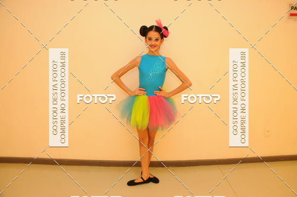 Buy your photos of the eventEspetculo de Dana Studio V on Fotop
