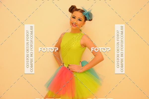 Buy your photos of the eventEspetculo de Dana Studio V on Fotop