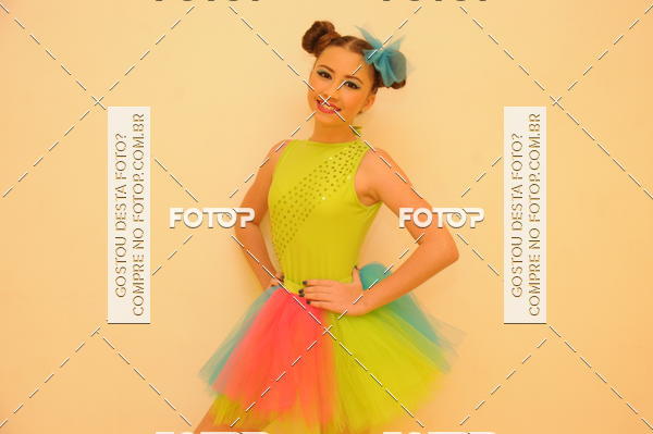 Buy your photos of the eventEspetculo de Dana Studio V on Fotop