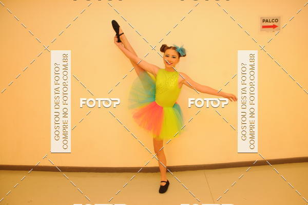 Buy your photos of the eventEspetculo de Dana Studio V on Fotop