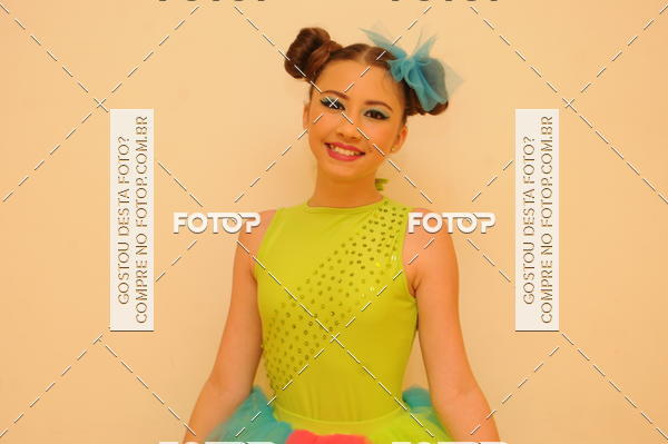 Buy your photos of the eventEspetculo de Dana Studio V on Fotop