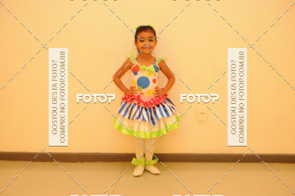 Buy your photos of the eventEspetculo de Dana Studio V on Fotop