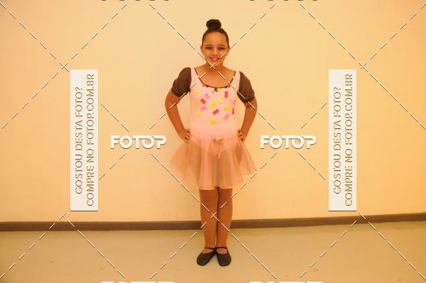 Buy your photos of the eventEspetculo de Dana Studio V on Fotop