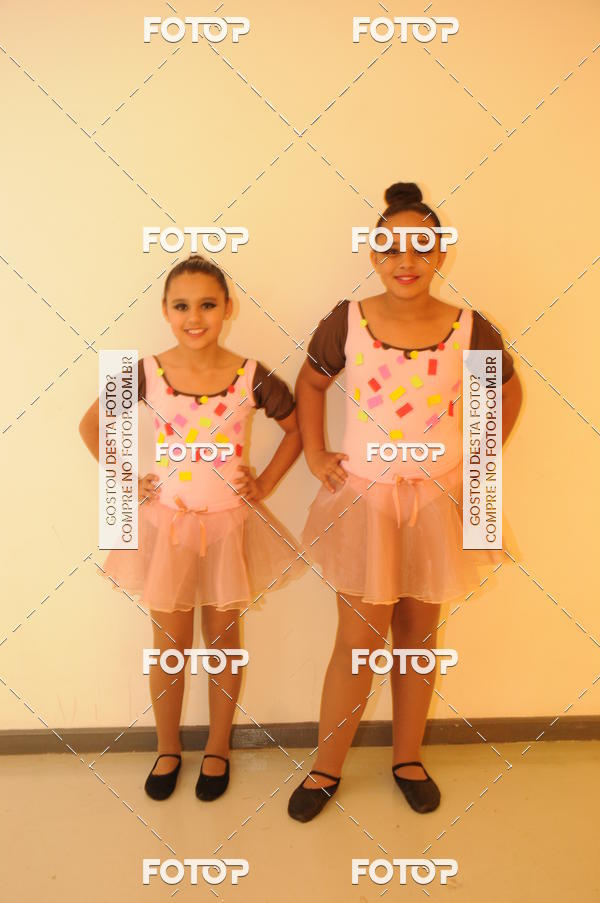 Buy your photos of the eventEspetculo de Dana Studio V on Fotop