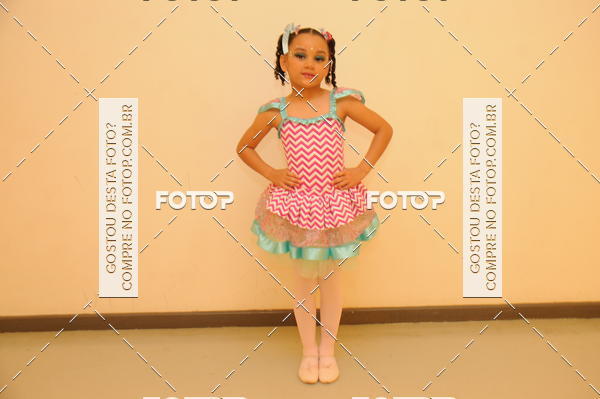 Buy your photos of the eventEspetculo de Dana Studio V on Fotop