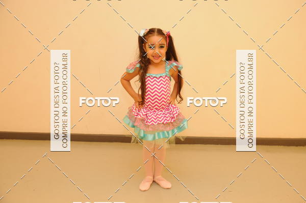 Buy your photos of the eventEspetculo de Dana Studio V on Fotop