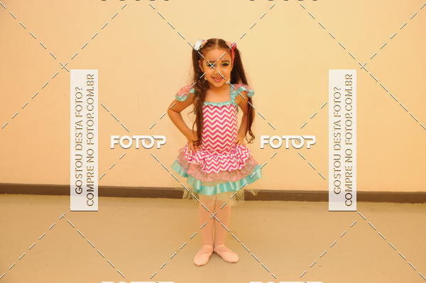 Buy your photos of the eventEspetculo de Dana Studio V on Fotop