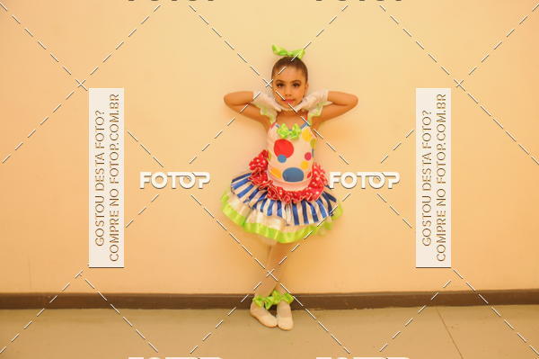 Buy your photos of the eventEspetculo de Dana Studio V on Fotop