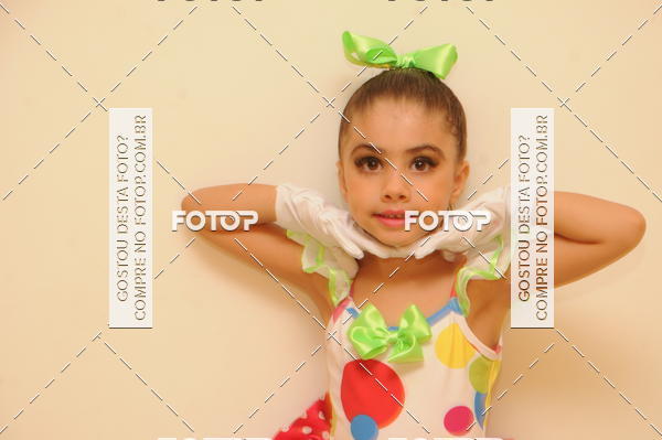 Buy your photos of the eventEspetculo de Dana Studio V on Fotop