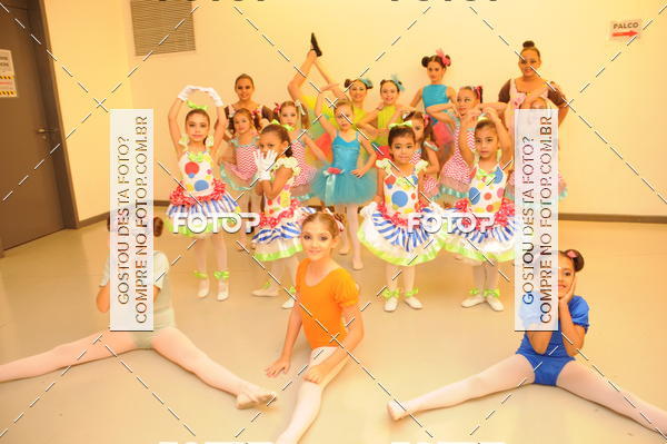 Buy your photos of the eventEspetculo de Dana Studio V on Fotop