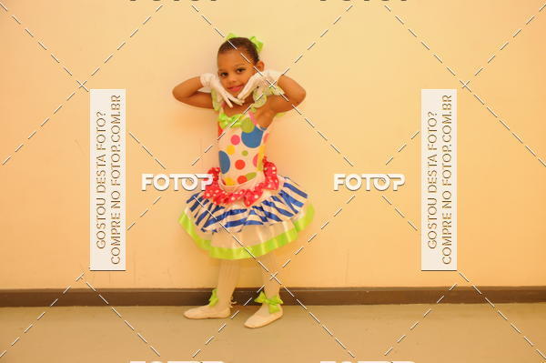 Buy your photos of the eventEspetculo de Dana Studio V on Fotop