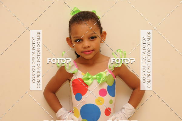 Buy your photos of the eventEspetculo de Dana Studio V on Fotop