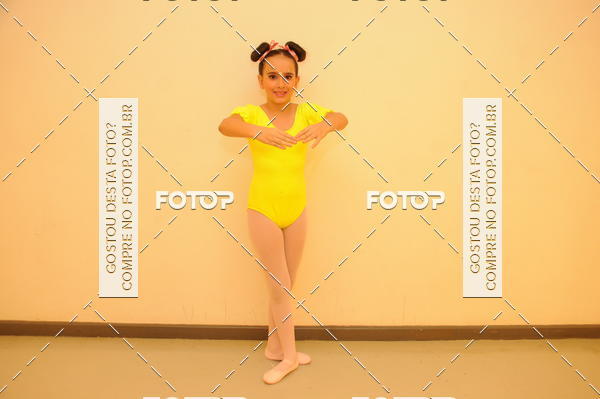 Buy your photos of the eventEspetculo de Dana Studio V on Fotop