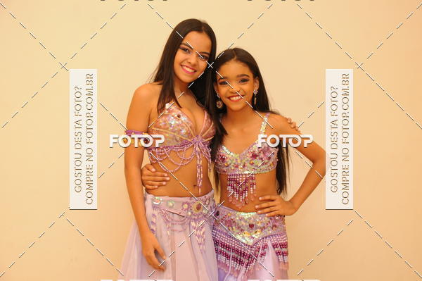 Buy your photos of the eventEspetculo de Dana Studio V on Fotop