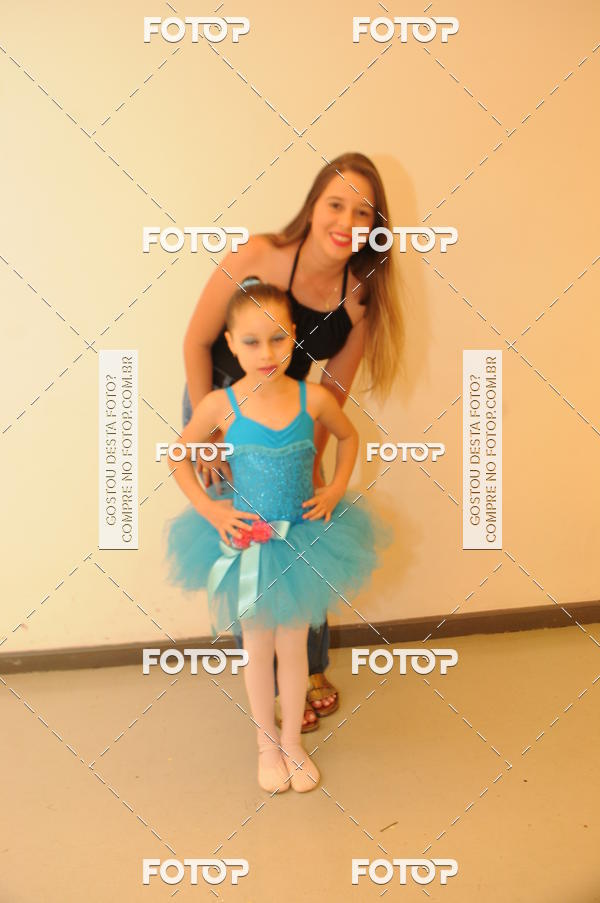 Buy your photos of the eventEspetculo de Dana Studio V on Fotop