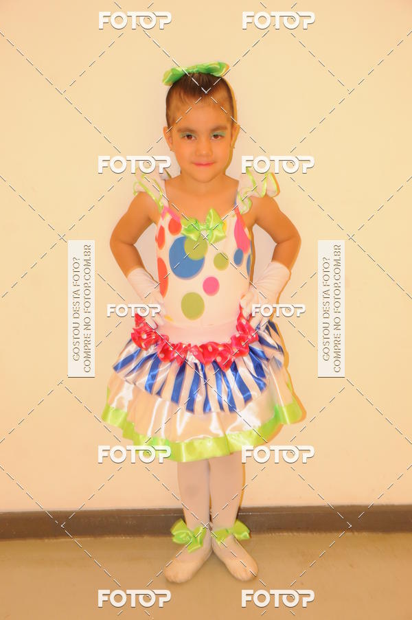 Buy your photos of the eventEspetculo de Dana Studio V on Fotop