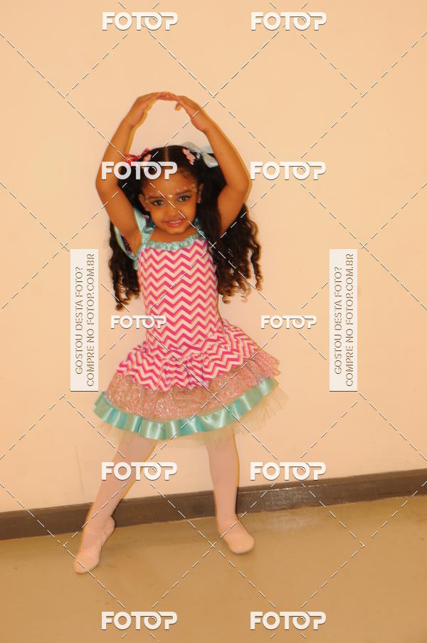 Buy your photos of the eventEspetculo de Dana Studio V on Fotop