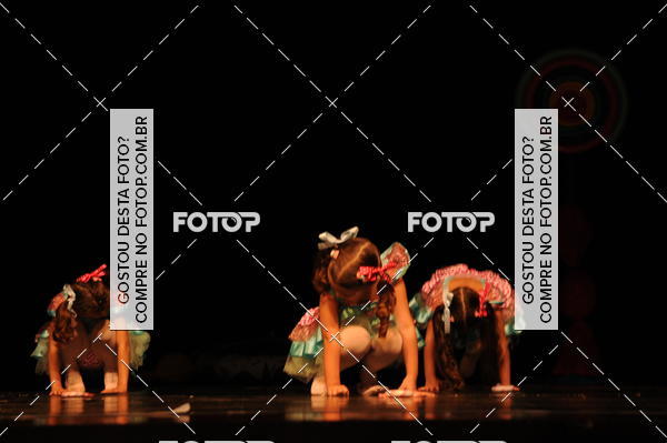 Buy your photos of the eventEspetculo de Dana Studio V on Fotop