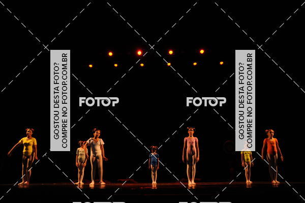 Buy your photos of the eventEspetculo de Dana Studio V on Fotop