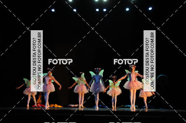 Buy your photos of the eventEspetculo de Dana Studio V on Fotop