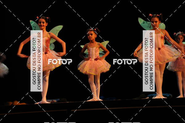 Buy your photos of the eventEspetculo de Dana Studio V on Fotop