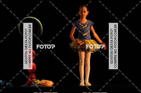 Buy your photos of the eventEspetculo de Dana Studio V on Fotop