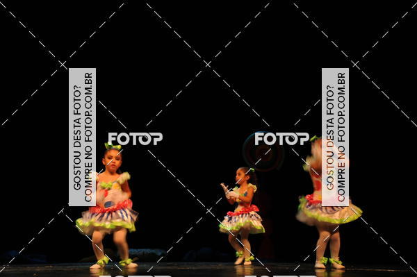 Buy your photos of the eventEspetculo de Dana Studio V on Fotop