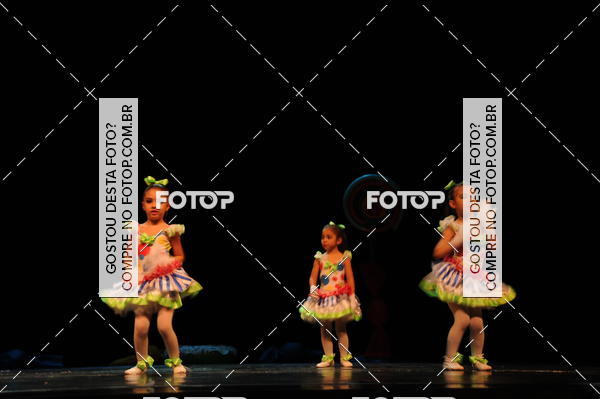 Buy your photos of the eventEspetculo de Dana Studio V on Fotop