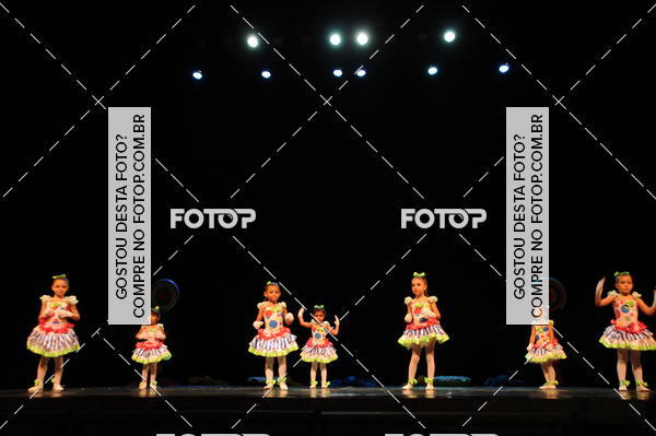 Buy your photos of the eventEspetculo de Dana Studio V on Fotop