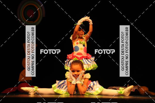 Buy your photos of the eventEspetculo de Dana Studio V on Fotop