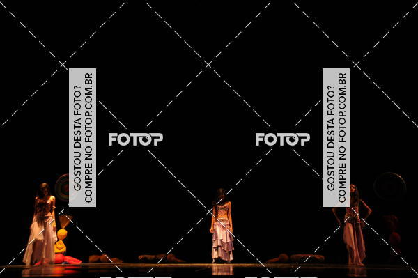 Buy your photos of the eventEspetculo de Dana Studio V on Fotop