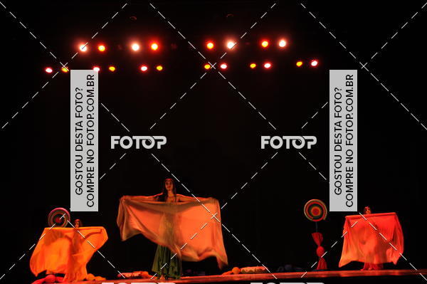 Buy your photos of the eventEspetculo de Dana Studio V on Fotop