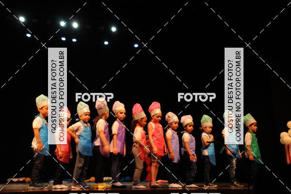 Buy your photos of the eventEspetculo de Dana Studio V on Fotop