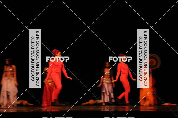 Buy your photos of the eventEspetculo de Dana Studio V on Fotop