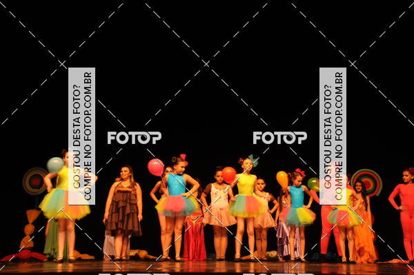 Buy your photos of the eventEspetculo de Dana Studio V on Fotop