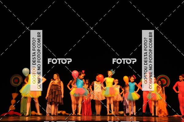 Buy your photos of the eventEspetculo de Dana Studio V on Fotop