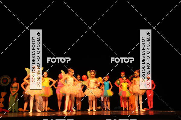 Buy your photos of the eventEspetculo de Dana Studio V on Fotop