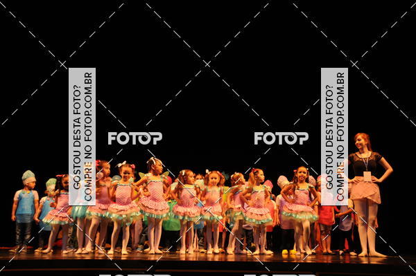 Buy your photos of the eventEspetculo de Dana Studio V on Fotop