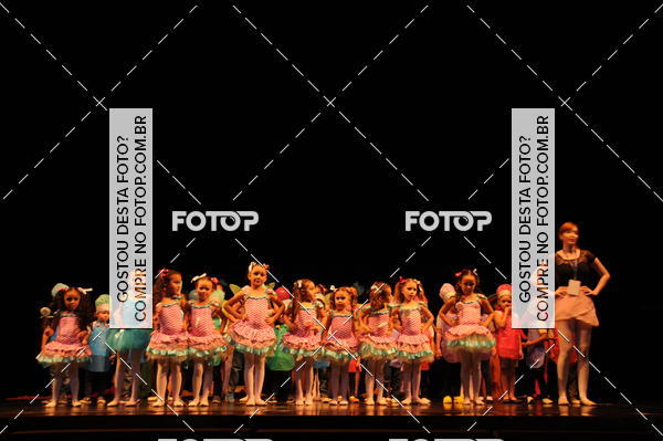 Buy your photos of the eventEspetculo de Dana Studio V on Fotop