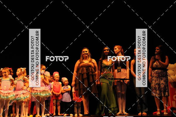 Buy your photos of the eventEspetculo de Dana Studio V on Fotop