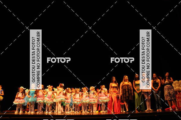 Buy your photos of the eventEspetculo de Dana Studio V on Fotop