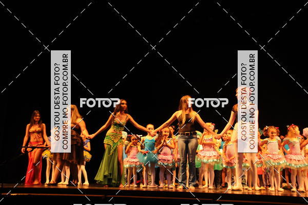 Buy your photos of the eventEspetculo de Dana Studio V on Fotop