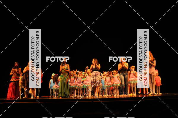 Buy your photos of the eventEspetculo de Dana Studio V on Fotop