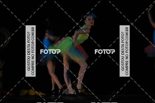 Buy your photos of the eventEspetculo de Dana Studio V on Fotop
