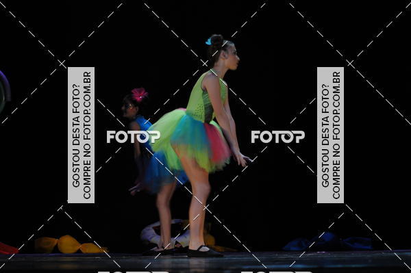 Buy your photos of the eventEspetculo de Dana Studio V on Fotop