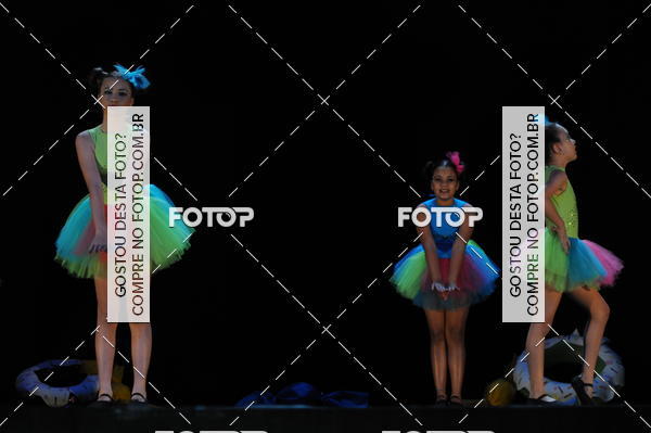 Buy your photos of the eventEspetculo de Dana Studio V on Fotop