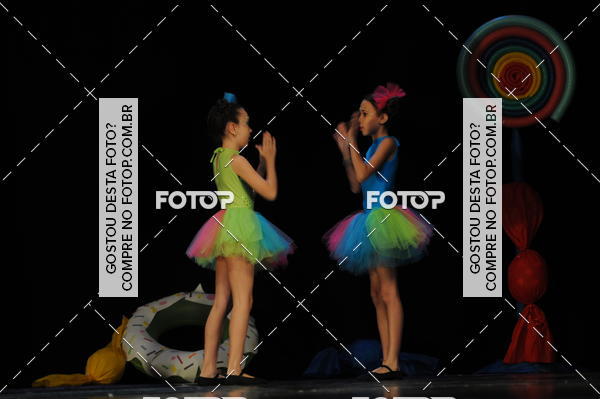 Buy your photos of the eventEspetculo de Dana Studio V on Fotop