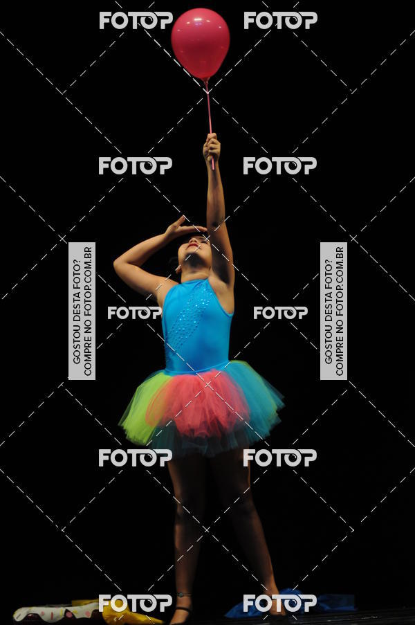 Buy your photos of the eventEspetculo de Dana Studio V on Fotop