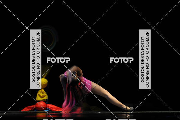 Buy your photos of the eventEspetculo de Dana Studio V on Fotop