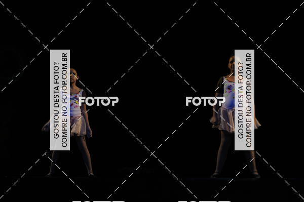Buy your photos of the eventEspetculo de Dana Studio V on Fotop